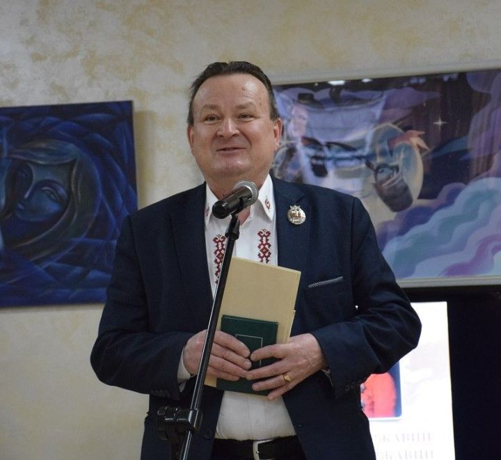 Хăватлă поэтăн ячĕ ĕмĕре