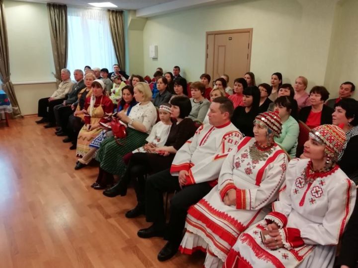 Ашшĕ-амăшĕсен комитечĕ çĕршыв шайне тухать