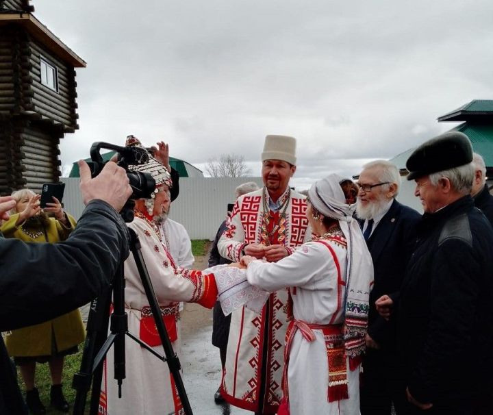 Авалхи хальхи ăрăва кирлĕ