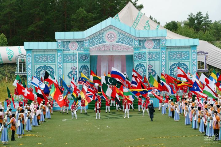 Сабантуйра БРИКС Вăййисене хупрӗç