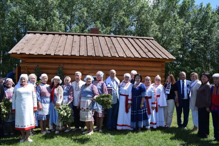 Аксу районӗн Уявӗ çӳллӗ шайра иртрӗ