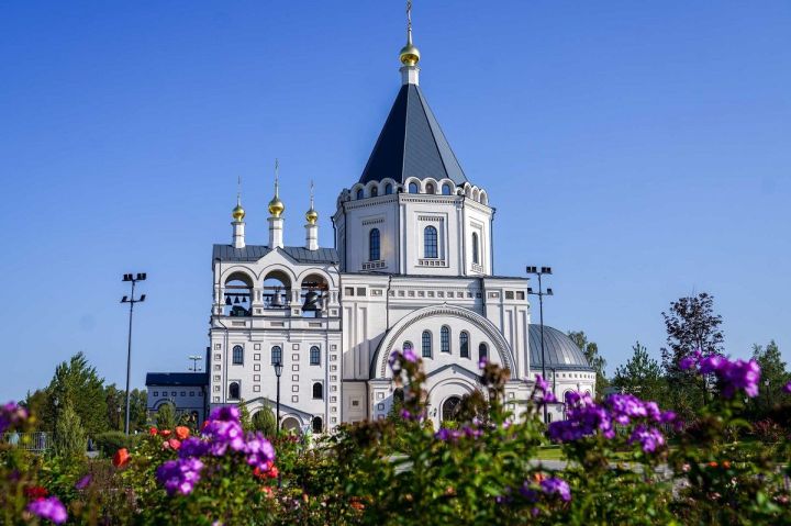 Михаил Архистратиг храмӗ уçăлнă