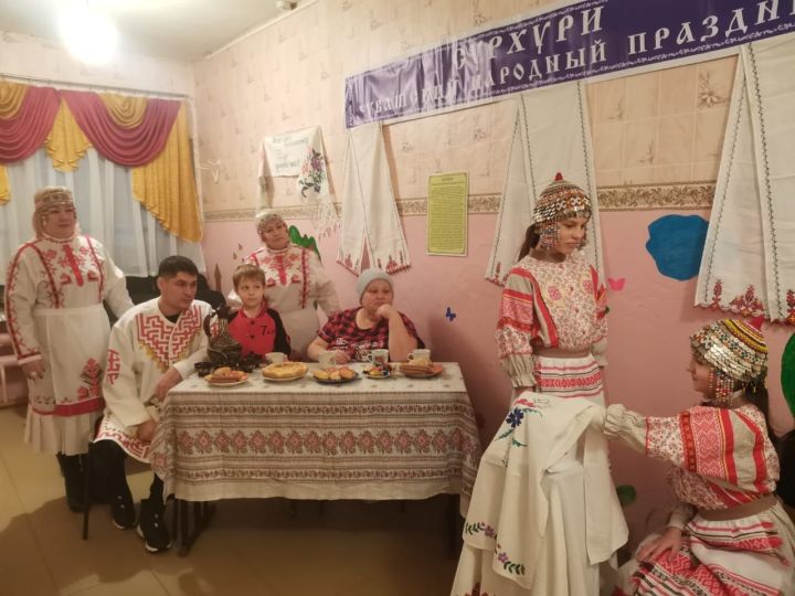 Наратлăра Сурхури ирттертӗмӗр