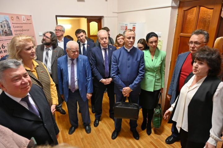 Пулас искусство ӗçченӗсене пӗлӳ парасси – çамрăкран