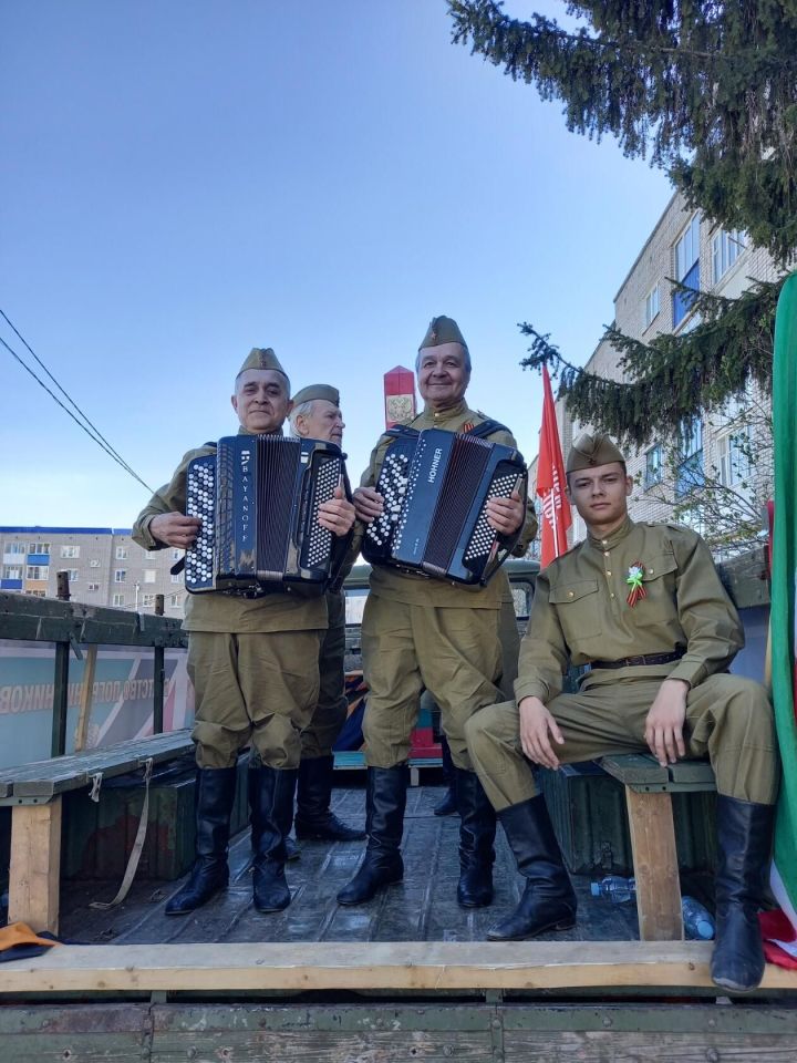 Вӑрҫӑ юррисен онлайн конкурсӗ пыни çинчен аса илтеретпӗр