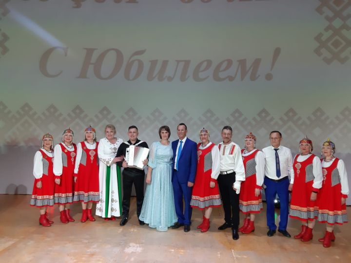 Юрă-кӗвӗ тӗнчинче нумай çитӗнӳ турӗ