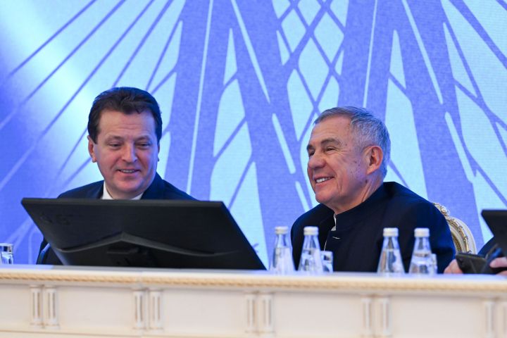 Хусанта ӗçсӗрлӗх шайӗ чакнă, туристсен шучӗ ӳснӗ, çӗнӗ самолетсем тăвăнаççӗ... Тата мӗн çинчен калаçнă хула Думинче?