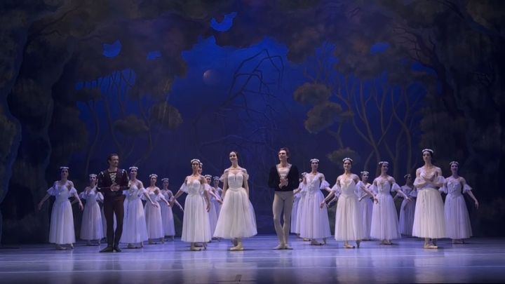 Шупашкарта  балет фестивалӗ иртет