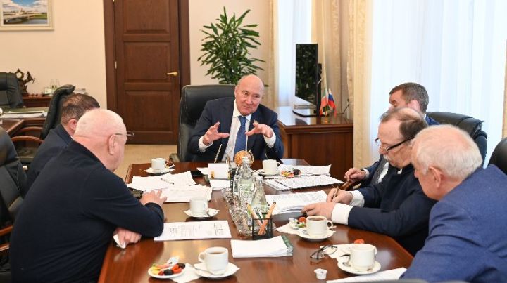 Депутатсем ял çыннисемпе тата фермерсемпе иртмелли канашлусене май уйăхӗн иккӗмӗш çурринчен пуçлама шутлаççӗ