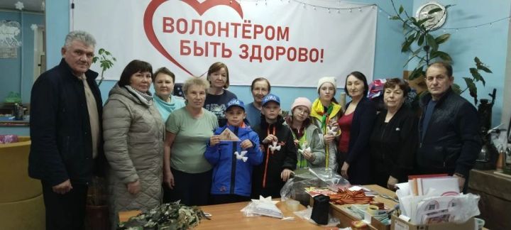 Шкул ачисем Аксу  волонтерӗсем патӗнче хăнара пулчӗç
