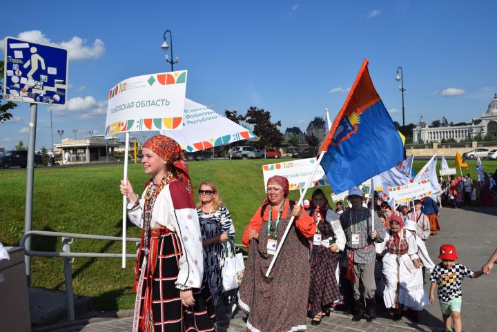 Фольклориада парачӗ – чи илемли, кăсăкли, савăнăç кӳрекенни