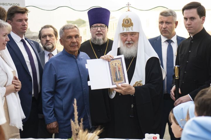 Турă Амăшӗн Хусан турăшне тупнăранпа 447 çул çитнине палăртма Хусана Мускав тата Пӗтӗм Руç патриархӗ Кирилл килчӗ