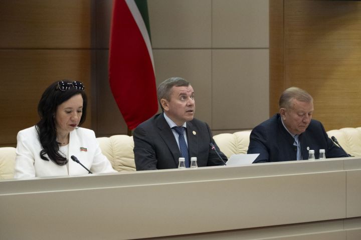 «Агроволга – 2026» форумăн çăлтăрлă хăнисен шутӗнче Луселия Сантоспа Орнелла Мути пулаççӗ