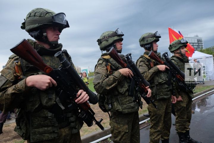 В Казани впервые пройдет масштабная акция «Военная служба по контракту — твой выбор»